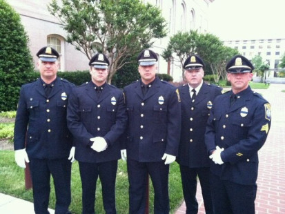 Sgt. S. Vecchi, Det. Ross, Ptl. M. Higgins, Lt. D. Flynn, and Sgt. Butler in Washington, D.C for Police Week (15/May/11).