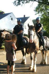 Plymouth Police Mounted Officers (L to R) Reid and D. Ward speaking with the public (13/Aug/10)
