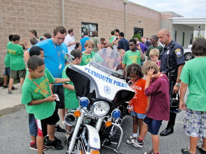 Ptl Maloney at the Plymouth "Boys and Girls Club" (Sept/2010)
